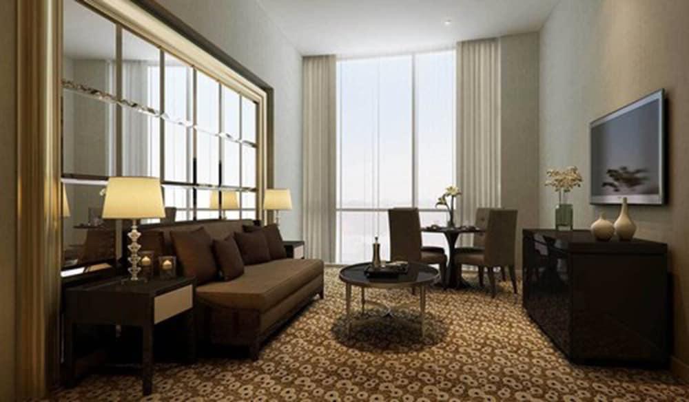 Hotel Ciputra World Surabaya Managed By Swiss-Belhotel International Exterior foto